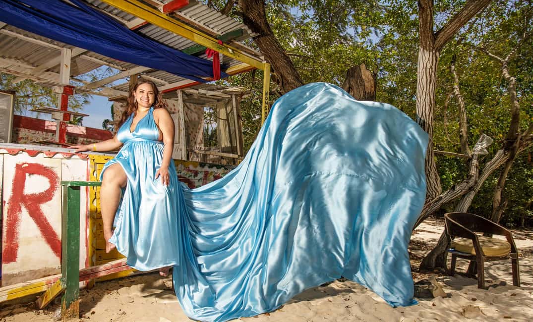 Montego Bay: Flying Dress Photoshoot in Montego Bay Jamaica - What is a Flying Dress Photoshoot in Jamaica?
