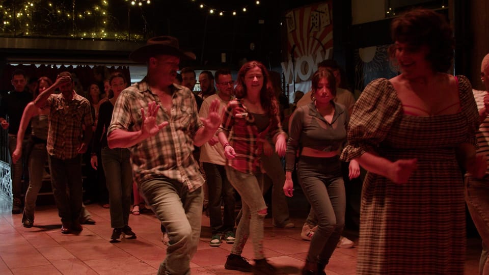 London: Country Music Party with Line Dancing, Two-stepping - Food and Drink Options