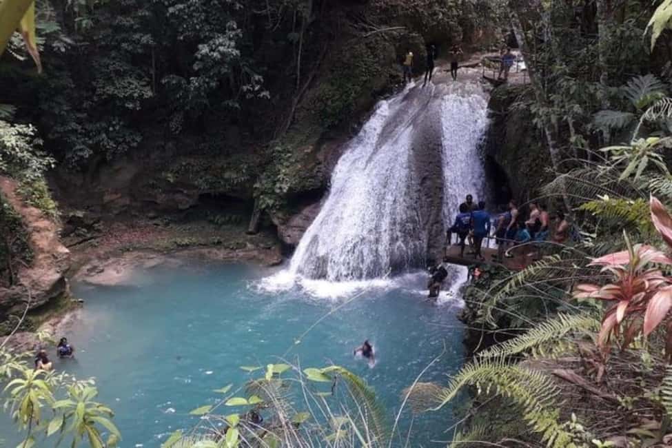 From Ocho Rios: Blue Hole & Dunn's River Falls Tour - Good To Know