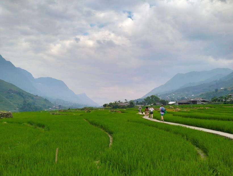 Sa Pa: Cat Cat Village Tour to Visit Local People - Exploring the Itinerary in Detail
