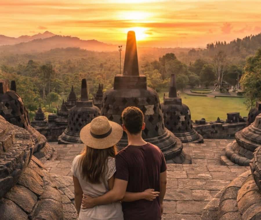 Borobudur Sunrise From Inside the Temple  Exclusive Access - An In-Depth Look at the Borobudur Sunrise Tour