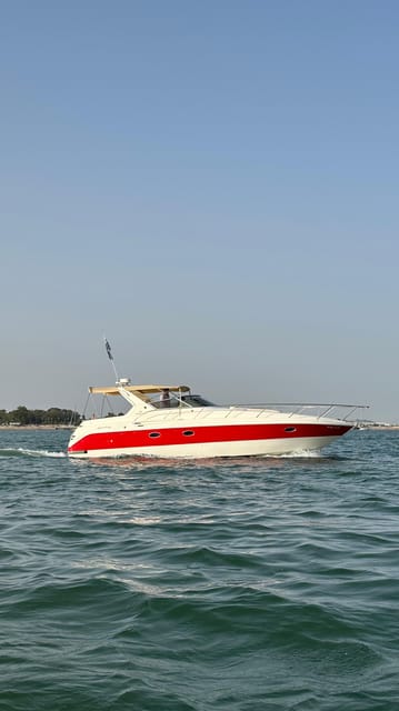 Cadiz: Exclusive Yacht excursion to La Caleta or Pepa Bridge - What Sets This Tour Apart