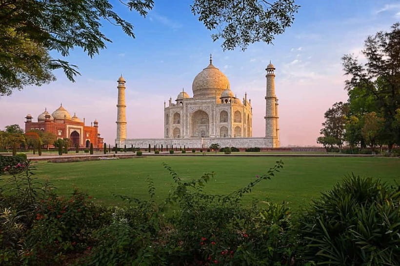 Taj Mahal & Agra Fort Day Trip by Express Train - Exploring Agra Fort: A Mughal Stronghold