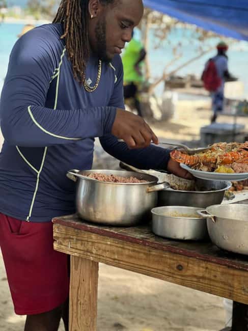 Negril: 7-Miles Beach & Rick's Cafe Sunset Experience - A Closer Look at the Tour Experience