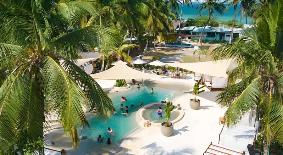 Cartagena: Palmarito Beachclub with Pool, Kayak and paddle! - The Bottom Line