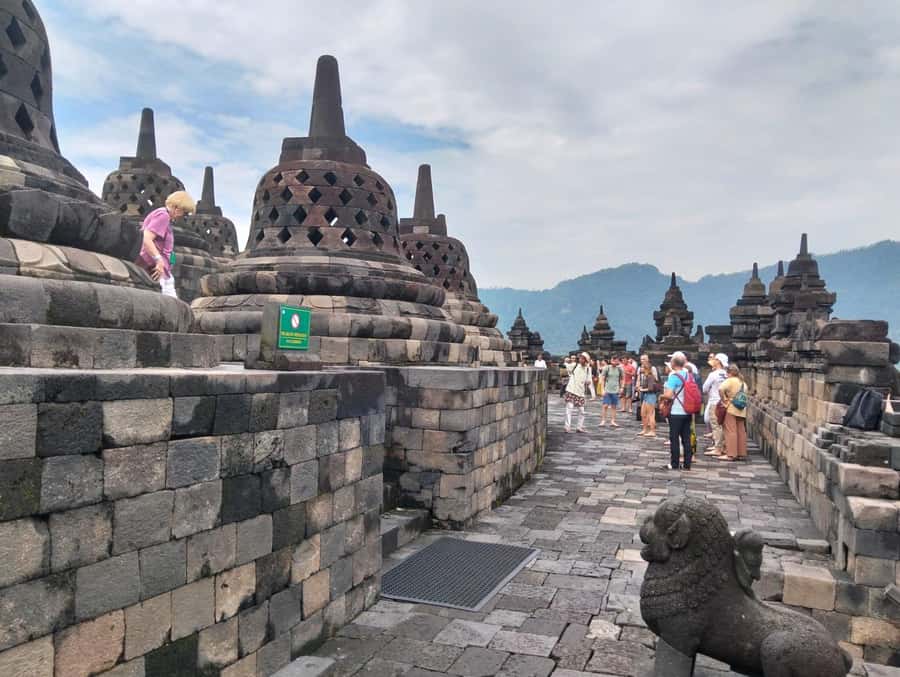 Yogyakarta: Guaranteed Sunrise From Borobudur and Prambanan - FAQ