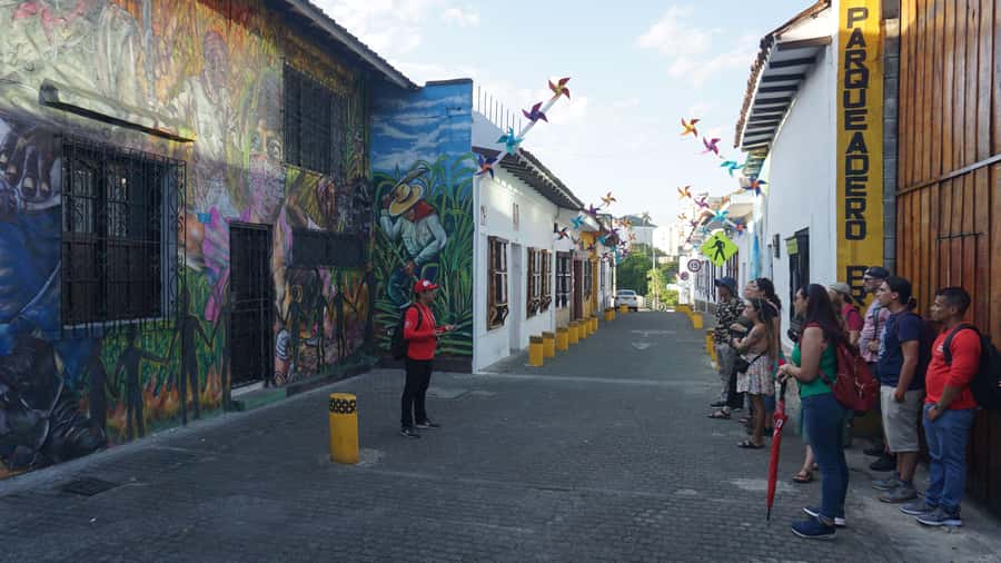 Cali Private City Tour with Salsa Lesson, Museums or Food - FAQs