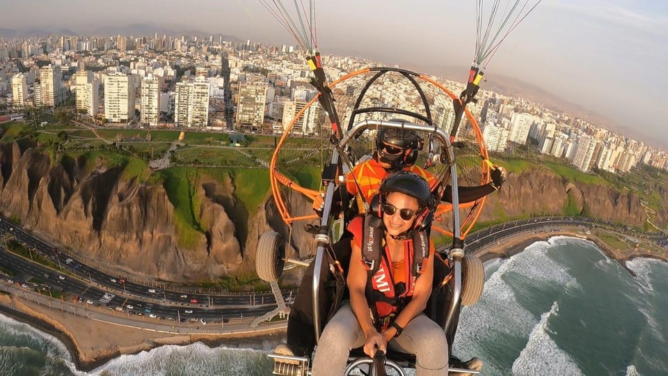 Paragliding flight with a private pilot in Costa Verde-Lima - What’s Included and What You Should Know