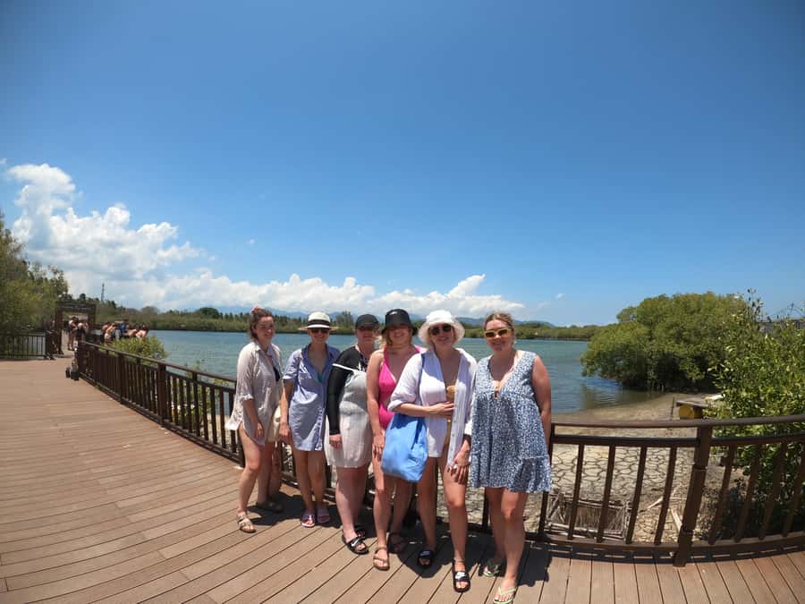 Gili Trawangan: Private Snorkeling (Coral, Statues, Turtles) - Authentic Insights from Reviewers