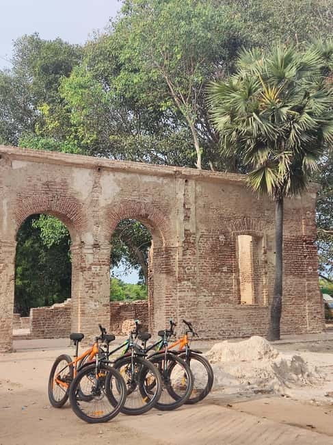 Pondicherry Beaches and History Guided Tour - Key Points  