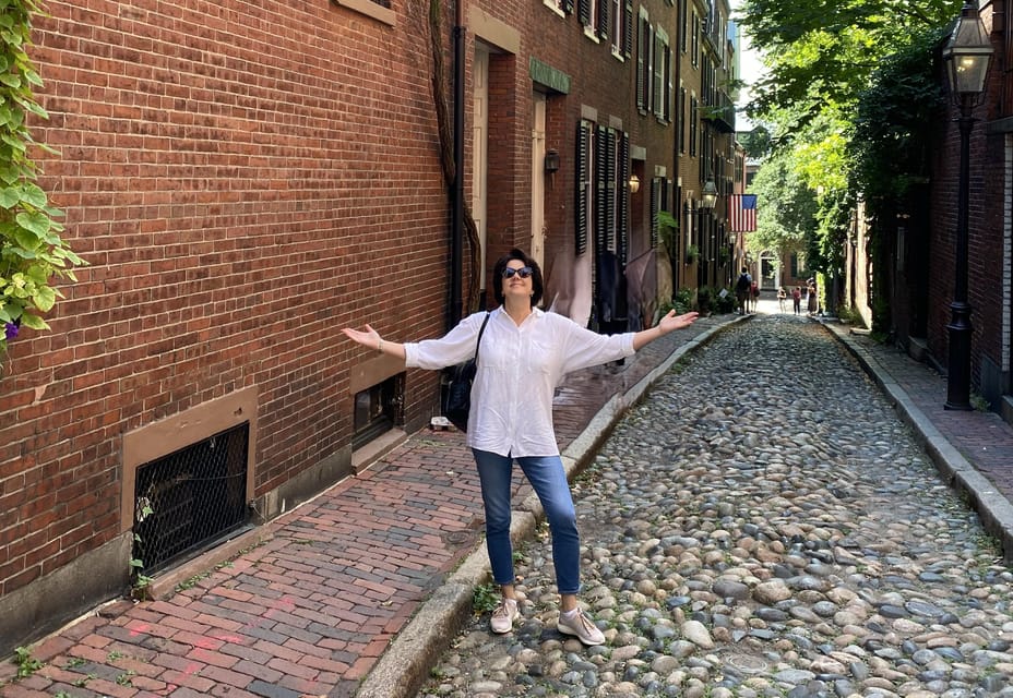 Old Boston: Beacon Hill & Back Bay Walking Tour in French - A Deep Dive into the Boston Experience