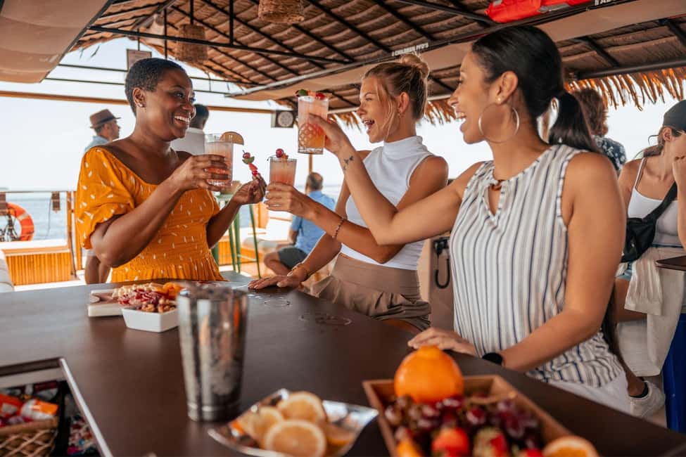 Charlotte Harbor: "The Oasis" Tiki Boat Sunset Cruise - Bringing Your Own Drinks: Convenience and Personal Touches