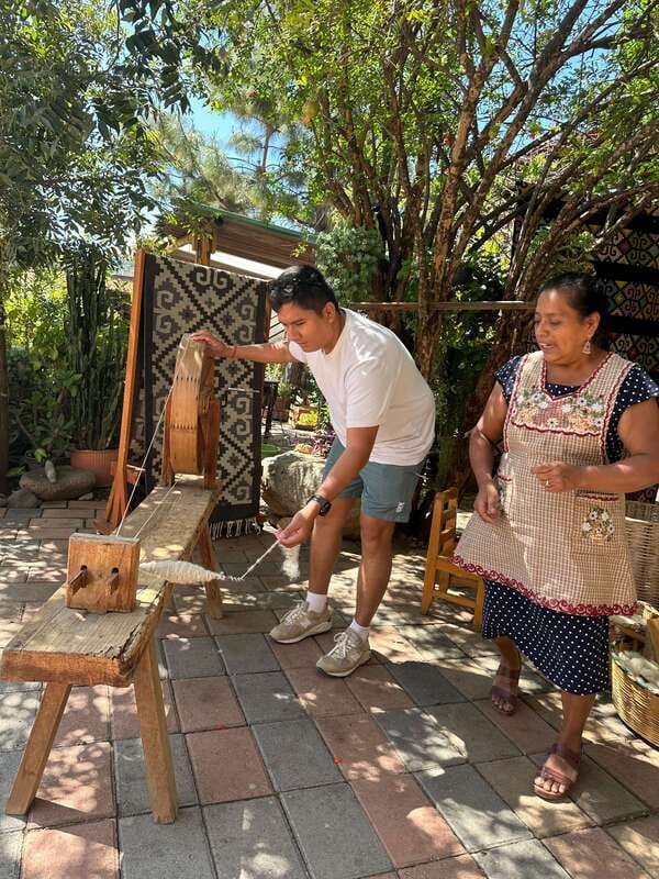 Small group tours: Hierve el Agua, Mezcal, Teotitlán, Mitla and Tule. - Starting Point: Jardín Etnobotánico de Oaxaca