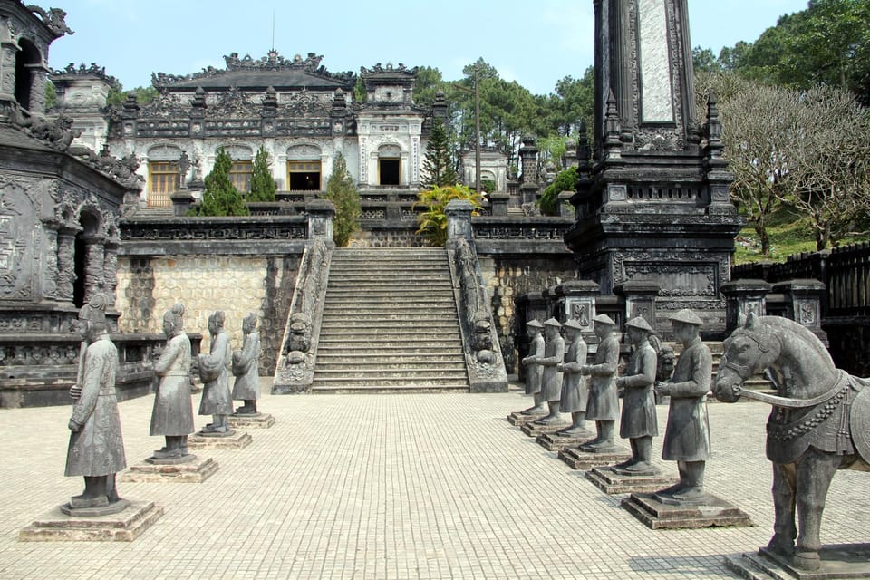 HAI VAN PASS & HUE CITY EXPLORE 1 DAY TOUR - Thien Mu Pagoda
