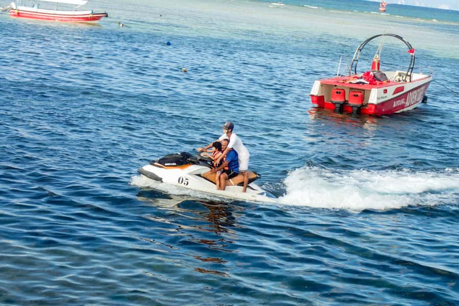 Bali Parasailing Adventure, Banana Boat And Jet Ski - Who Should Opt for This Experience?