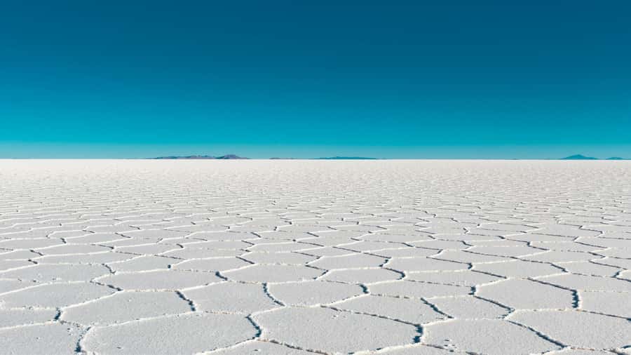 Uyuni: 3-Day Salt Flats Tour with San Pedro de Atacama Trip - Key Points