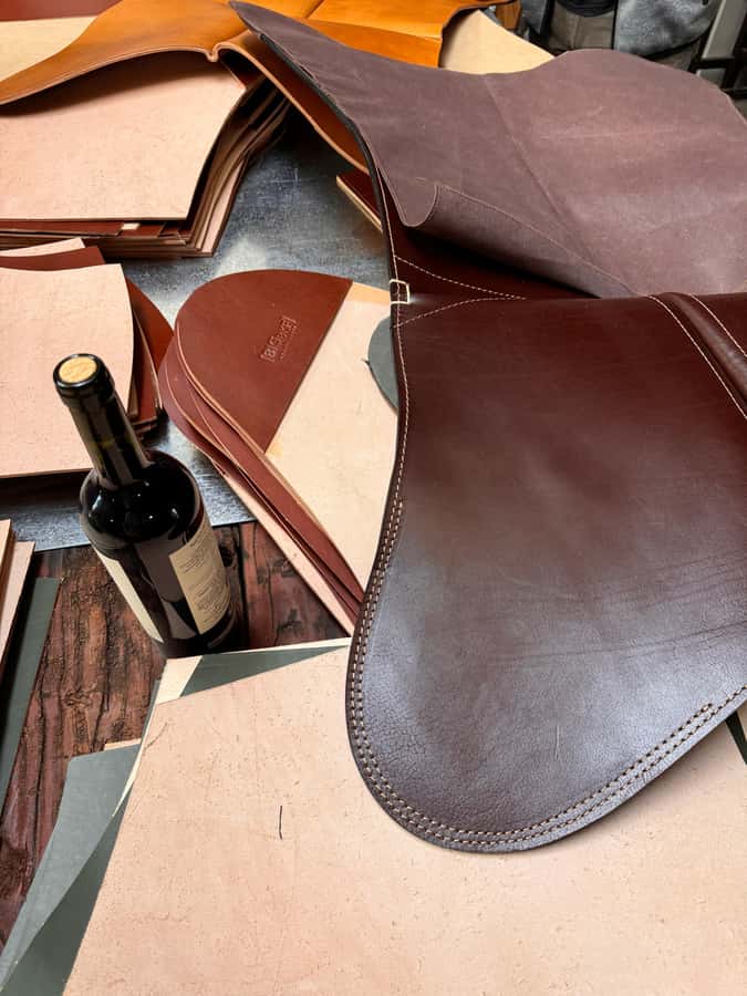 Argentina: Leather Butterfly Chair Workshop Tour with Wine - Experience the Craft of Argentina’s Iconic Leather Butterfly Chair in Buenos Aires