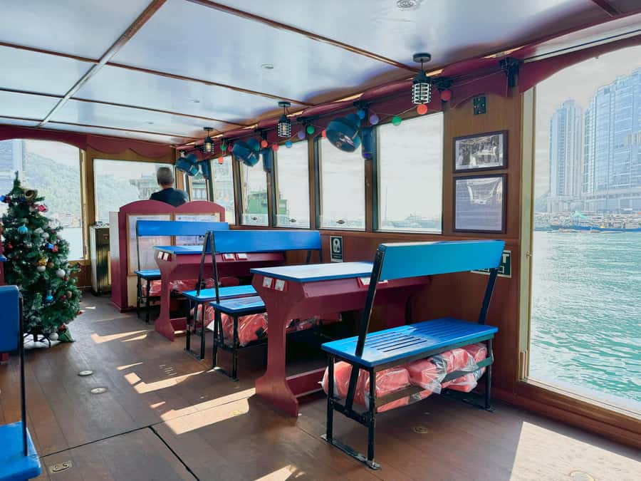 Hong Kong: Sampan Houseboat & Stanley Hop-on, Hop-off Tour - The Bus Ride and Audio Commentary