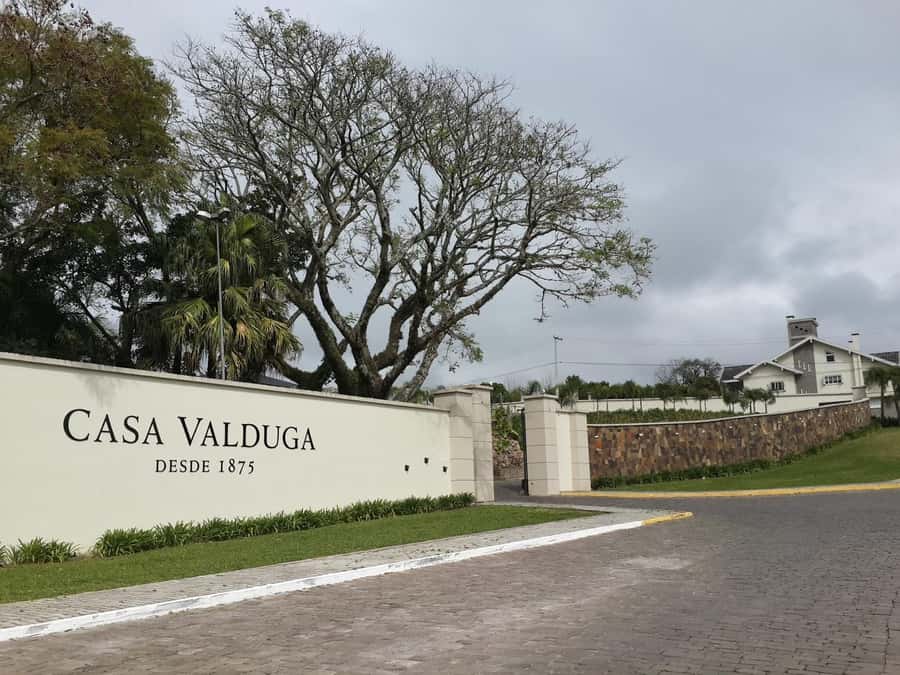 5 Days Tour includes: Gramado, Canyons and Vale dos Vinhedos - The Tour at a Glance