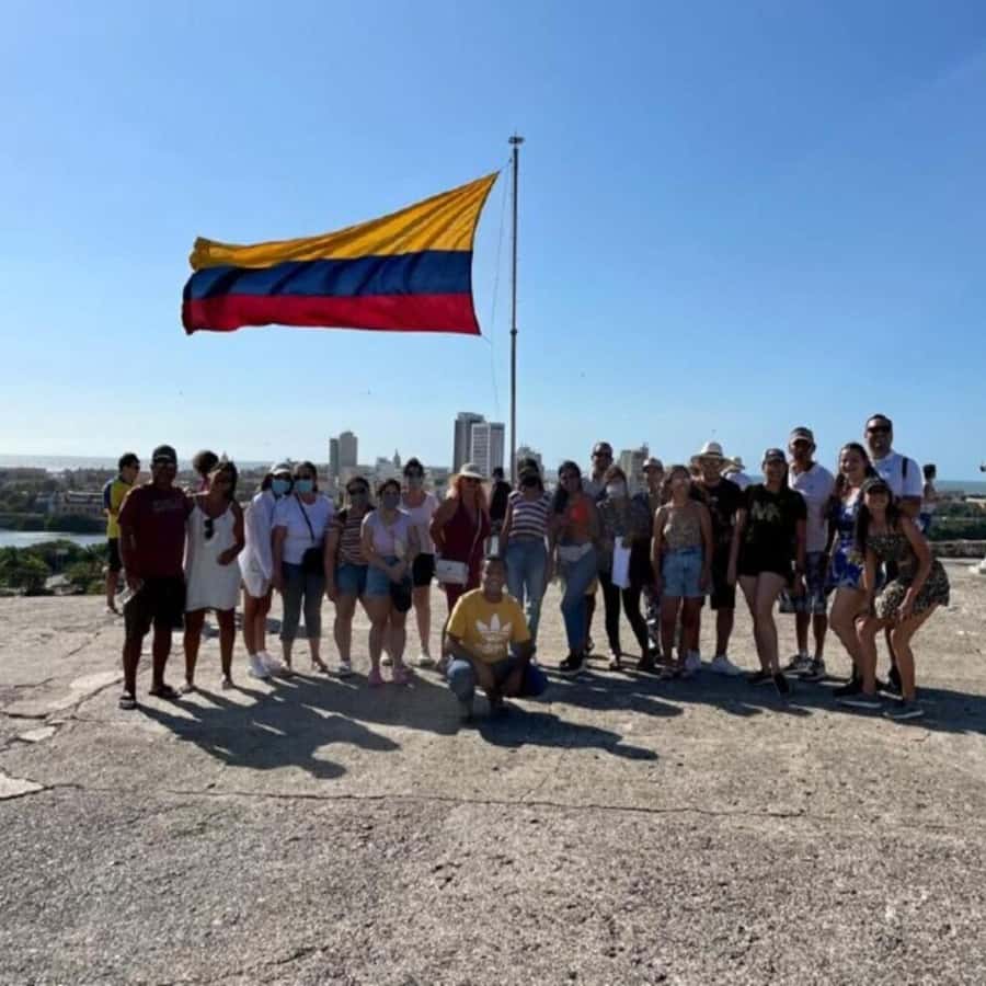 CARTAGENA: BILINGUAL HISTORICAL CITY TOUR IN A TRADITIONAL CHIVA (TRADITIONAL CHIVA) - Who Is This Tour Best Suited For?