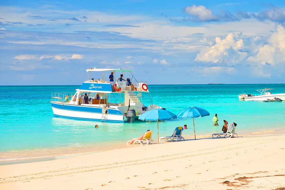 Rose Island: Snorkeling, Swimming Pigs & Unlimited Rum Punch - An Authentic Slice of the Bahamas in Just Four Hours