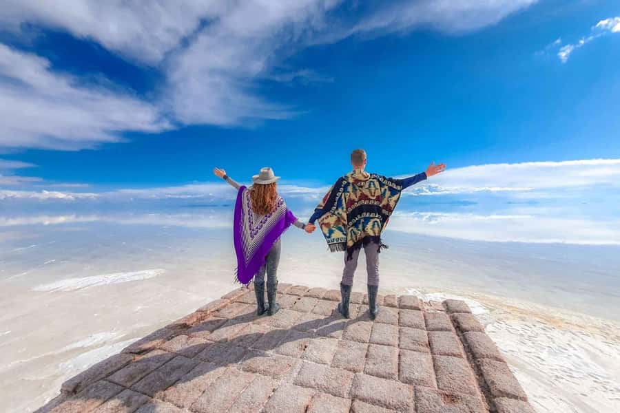 From San Pedro de Atacama | Uyuni Salt Flat 3 days in Group - Key Points
