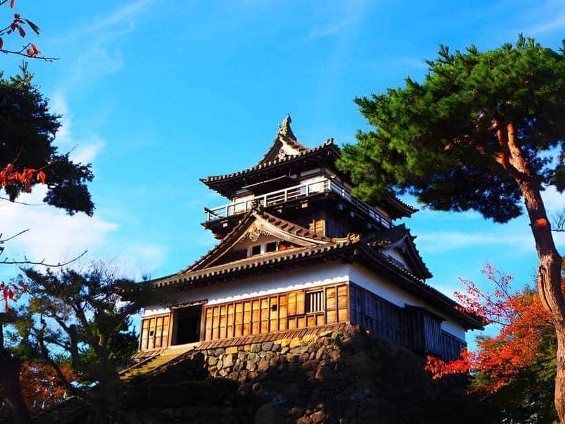 Fukui: Maruoka Castle Admission Ticket - Good To Know: