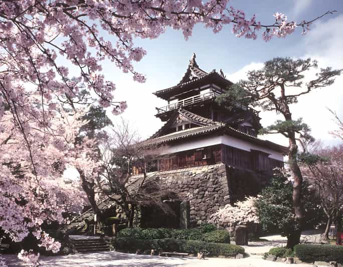 Fukui: Maruoka Castle Admission Ticket - Discovering Maruoka Castle: What to Expect