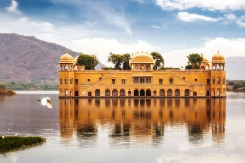 Jaipur Pink City Heritage Tour: Book By Car with Guide - Exploring Jaipur with a Private Car and Guide