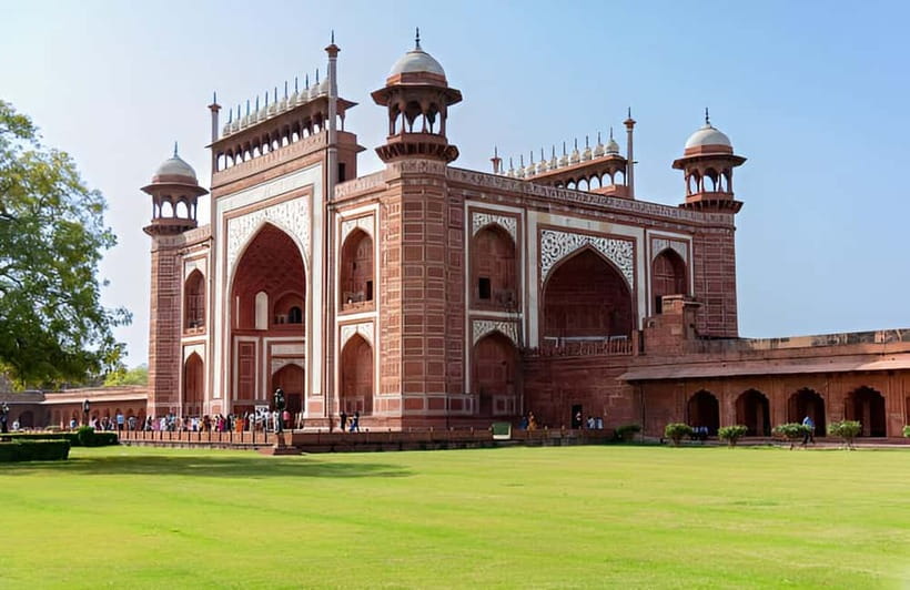 From Delhi Airport: Private Tajmahal Layover Day Trip by Car - FAQs