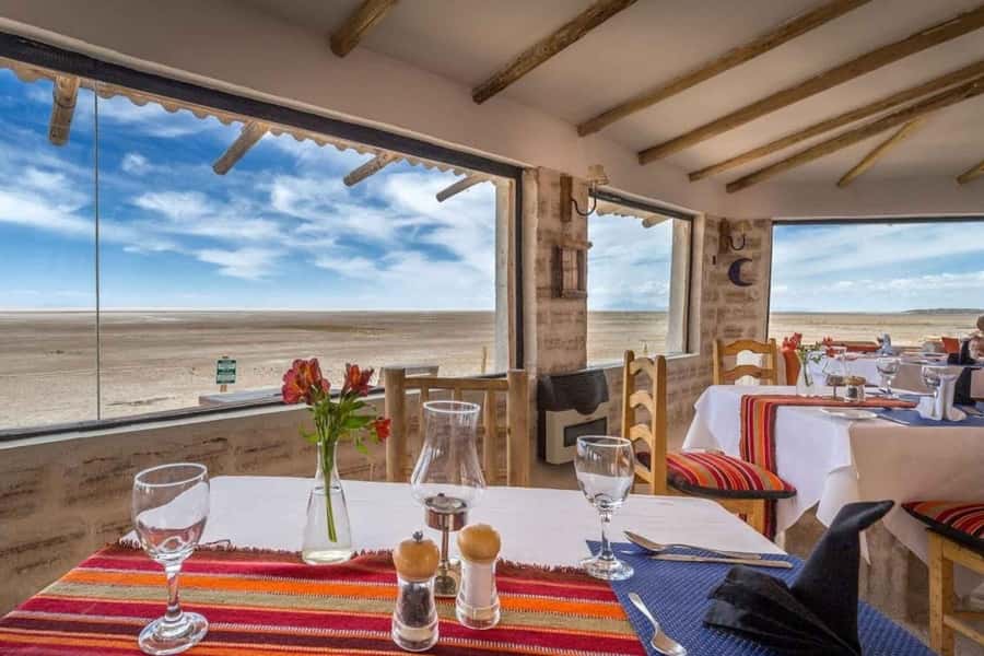 Uyuni: Night of Stars + 4 Star Salt Hotel | Private | - Key Points