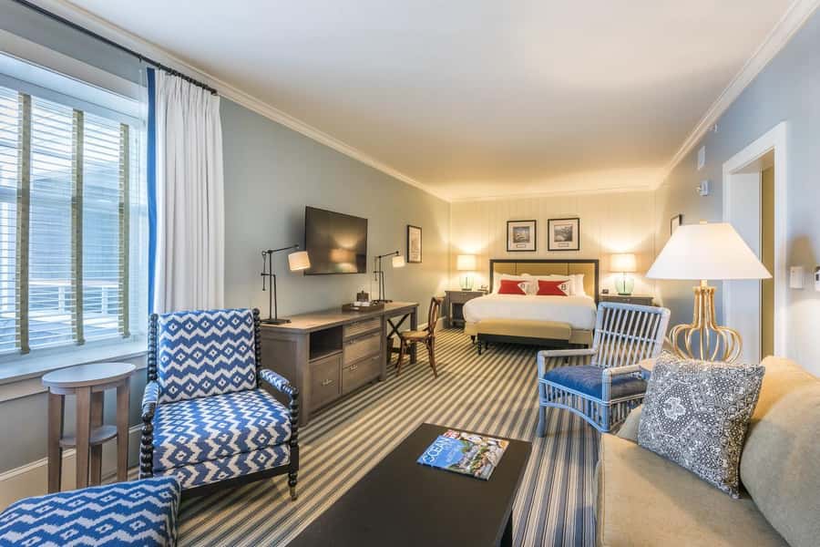 Uyuni: Night of Stars + 4 Star Salt Hotel | Private | - FAQ