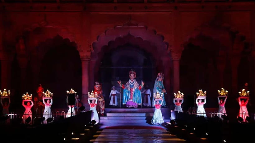 Delhi: Red Fort 2 Hour Light & Sound Show with Private Guide - A Closer Look at the Experience