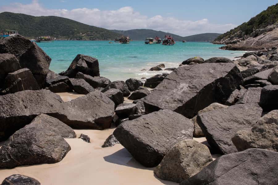 Rio: Arraial do Cabo Trip with Boat Tour with Lunch - FAQs