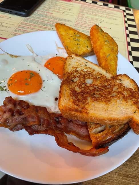 Budapest: 4-hour Bottomless Brunch w/ Cocktails & Craft Beer - The Value and Practicalities