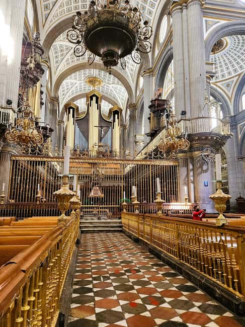 HISTORICAL PUEBLA CITY TOUR PRIVATE (Zocalo, Cathedral) - Hidden Tunnels and Mysteries