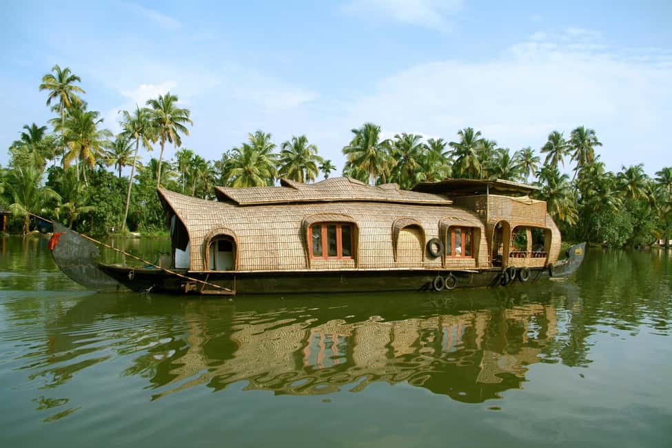 Cochin: 5-Day Munnar, Thekkady, and Alleppey Tour - Things to Consider