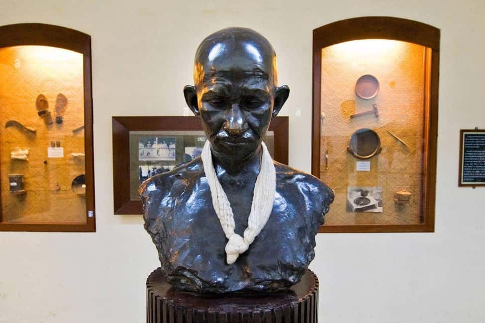 Mumbai: City Tour with Lunch for Cruise Passengers - Who Will Benefit Most from This Tour?