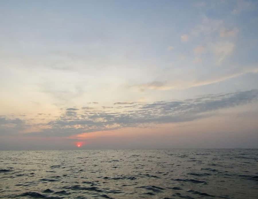 Phuket: Private Sunrise Tour to Phi Phi & Bamboo Islands - An Introduction to the Private Sunrise Tour