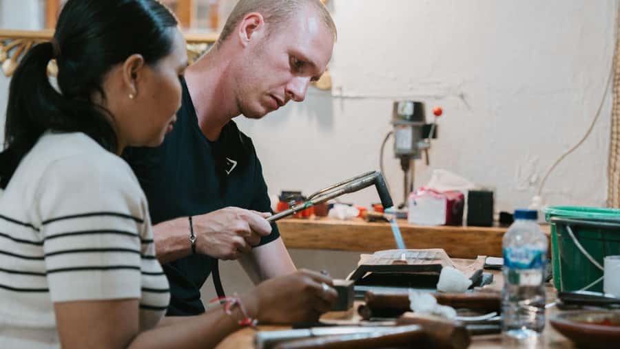 Uluwatu: Krisna Silver Class & Workshop - FAQ