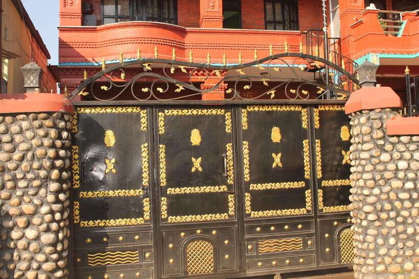 private room with mini kitchen - FAQ