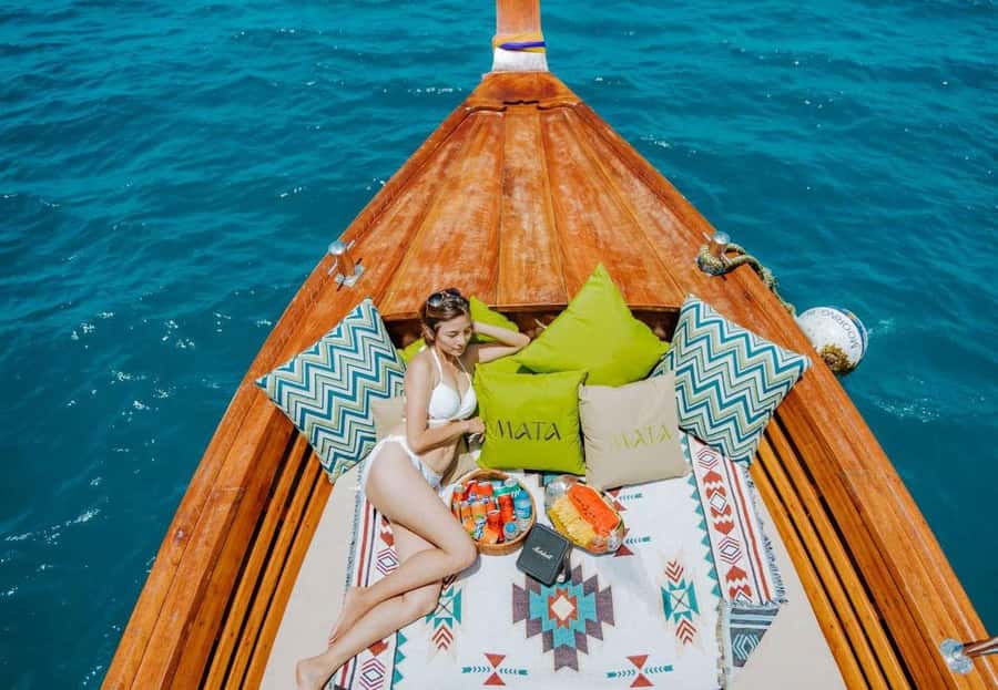 Phuket: Private Luxury Long Tail Boat to Raya and Coral - The Realistic Side: Pros & Cons