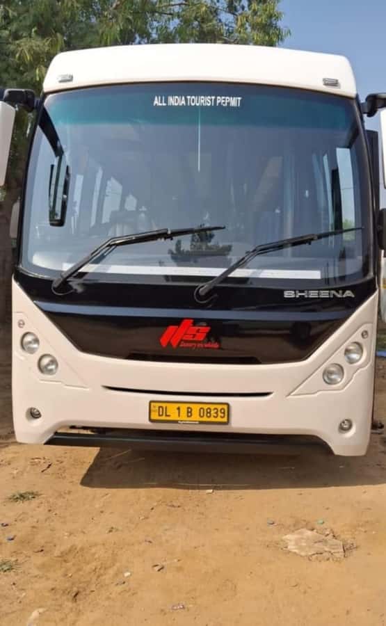 New Delhi: Same-Day Taj Mahal Group Tour at Economical Price - The Sum Up