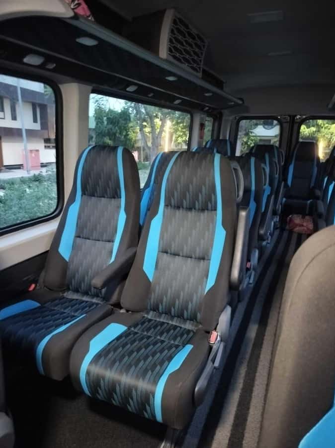 New Delhi: Same-Day Taj Mahal Group Tour at Economical Price - Authentic Insights from Reviews