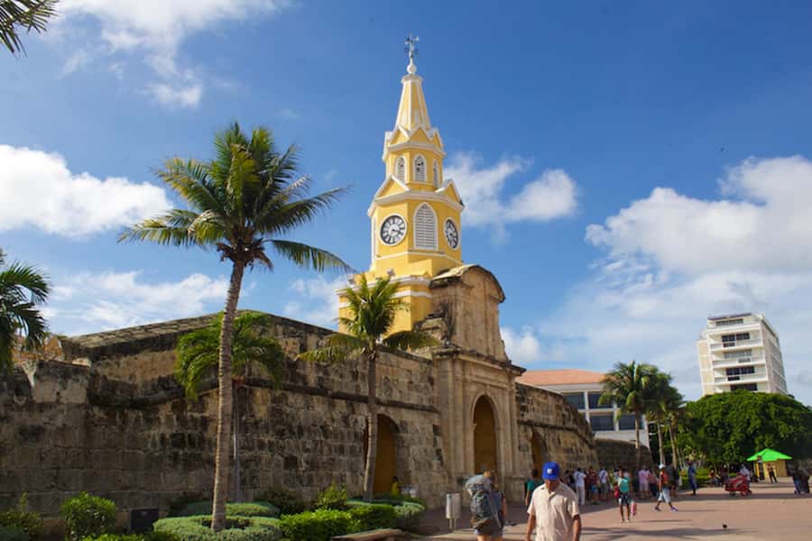 Cartagena: CITY TOUR OVERVIEW of the city Boots castle chiva - Cartagena: CITY TOUR OVERVIEW of the city Boots castle chiva