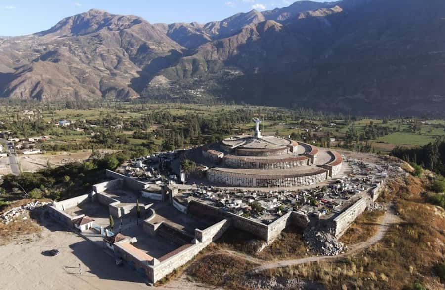 Huaraz: Full Day Laguna Llanganuco + Yungay + Carhuaz - A Deep Dive Into the Experience