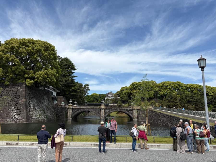 Tokyo: Private Customizable Tour by Car with Local Guide - Why This Tour Offers Value  
