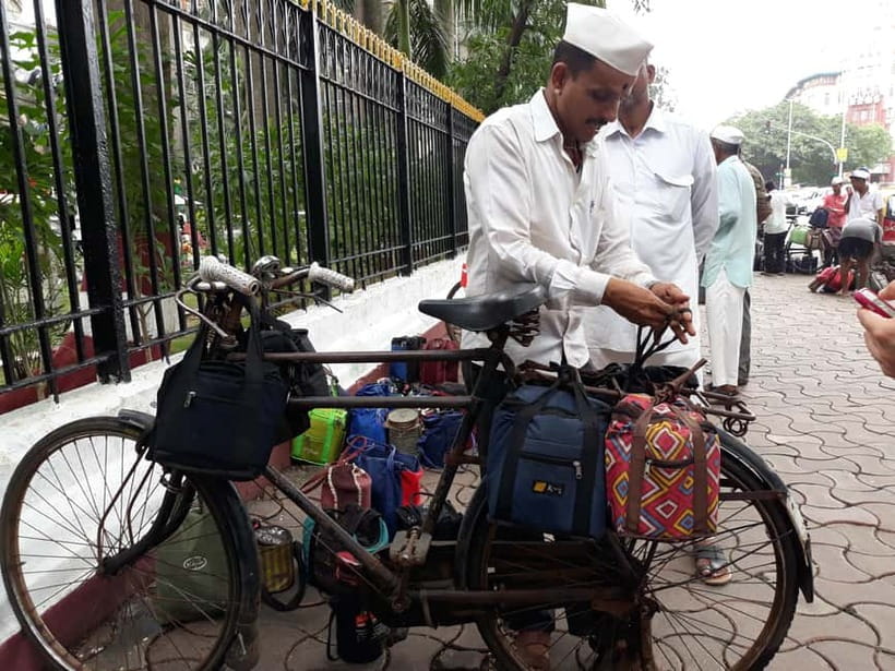 Meet Dabbawalas Visit Dhobi Ghat and Slum with Train Ride - Exploring Mumbai’s Hidden Gems: A Detailed Review