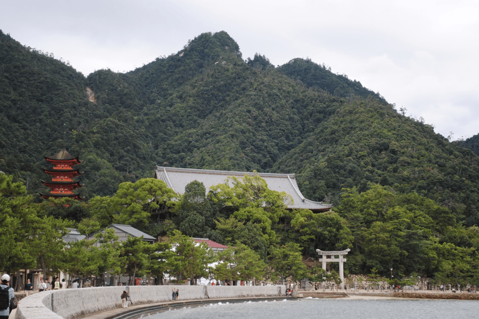Hiroshima & Miyajima tour with English/Spanish Speaker Guide - Why This Tour Offers Good Value