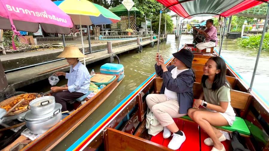 2 Hrs Private Bangkok Canal Boat Tour: Traditional Flat Boat - FAQ